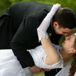 Астрологи: Високосный год очень благоприятный для бракосочетания